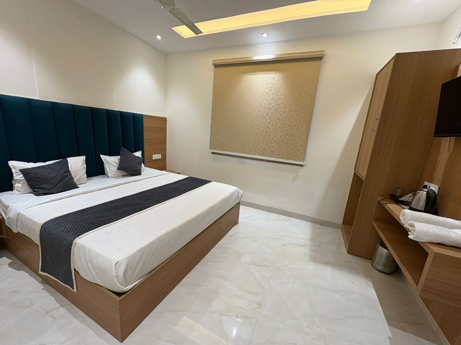 room-suite